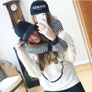 NWOT Alex & Chloe Errmés Paris Snapback
